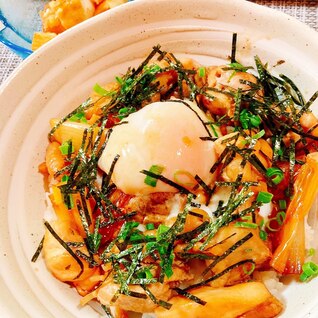 焼き鳥丼〜温玉のせ〜